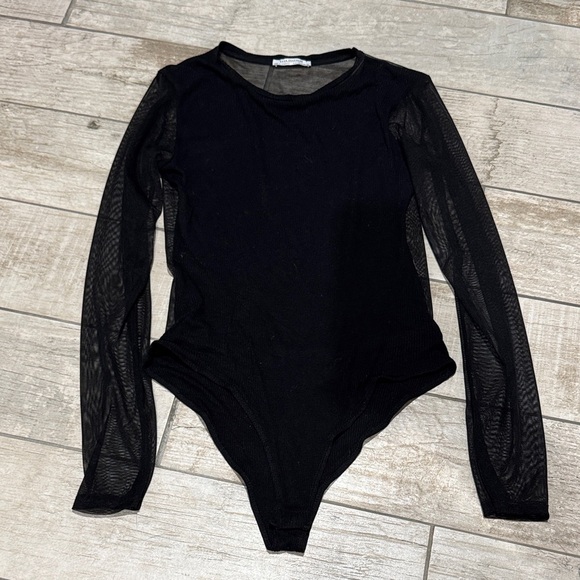 Zara Black Mesh Sleeve Bodysuit - Picture 1 of 6